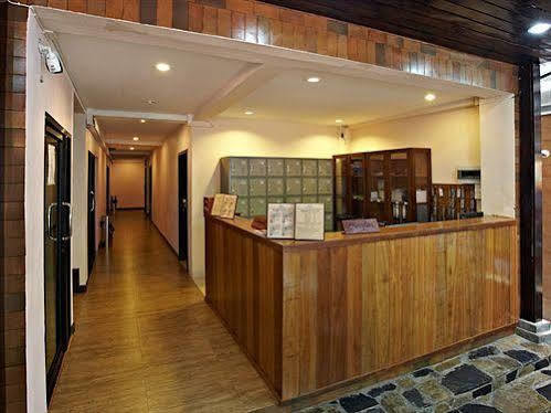 A And A Guesthouse Bangkok Ngoại thất bức ảnh